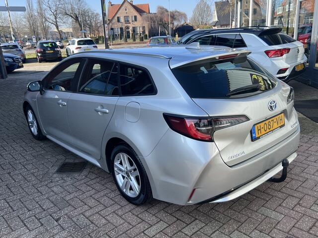 Toyota COROLLA Touring Sports 1.8 Hybrid Business | AUTOMAAT | TREKHAAK | CAMERA | ADAPT. CRUISE |