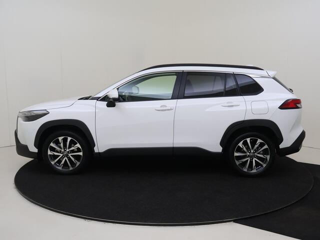 Toyota COROLLA Cross 2.0 High Power 200 PK Hybrid Launch Edition Navigatie | Climate Control | Cruise Control | Parkeersensoren Voor en Achter | 360 Graden Camera