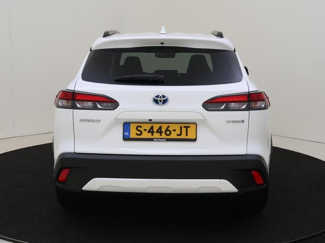 Toyota COROLLA Cross 2.0 High Power 200 PK Hybrid Launch Edition Navigatie | Climate Control | Cruise Control | Parkeersensoren Voor en Achter | 360 Graden Camera