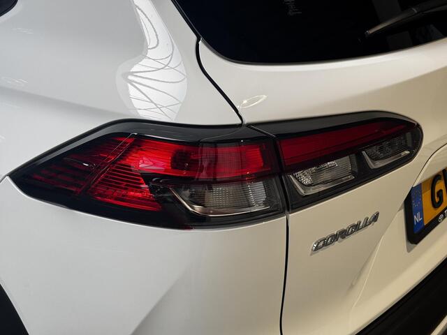 Toyota COROLLA Cross Hybrid 140 Style automaat