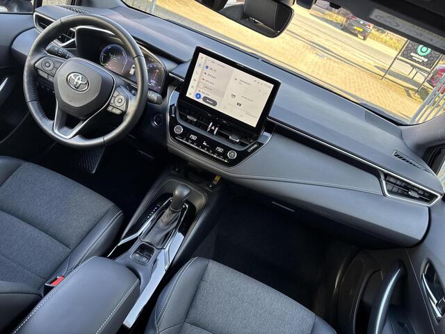 Toyota COROLLA Touring Sports 1.8 Hybrid First Edition | 06-10141018 Voor meer informatie
