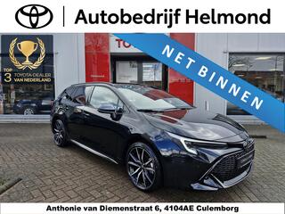 toyota-corolla-touring-sports-hybri