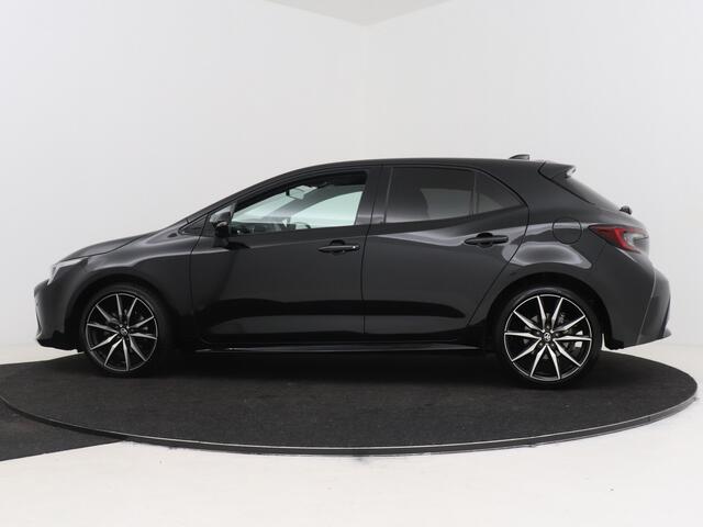 Toyota COROLLA Hybrid 140 GR Sport | Navigatie | Draadloze telefoonlader | Verwarmde voorstoelen |