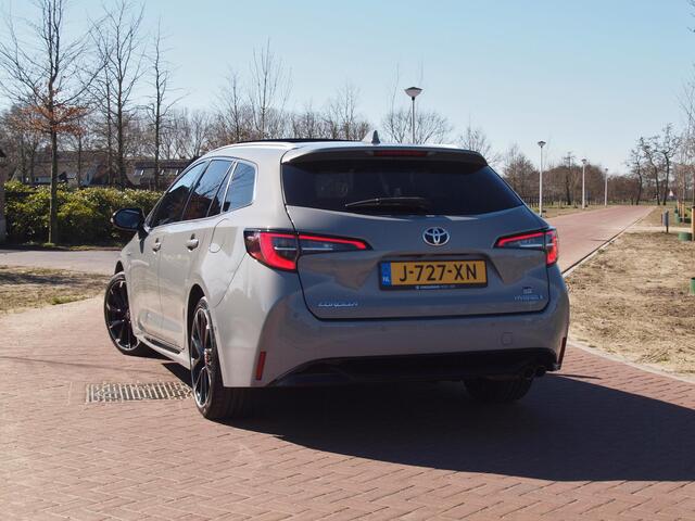 Toyota COROLLA Touring Sports 2.0 Hybrid Business GR-Sport | Panoramadak | Camera | Cruise Control | JBL | Head-Up Display |