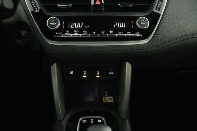 Toyota COROLLA Cross Hybrid 140 Style Limited | stuur/stoelverwarming | Parkeersensoren | Navigatie | Apple Carplay/Android auto |