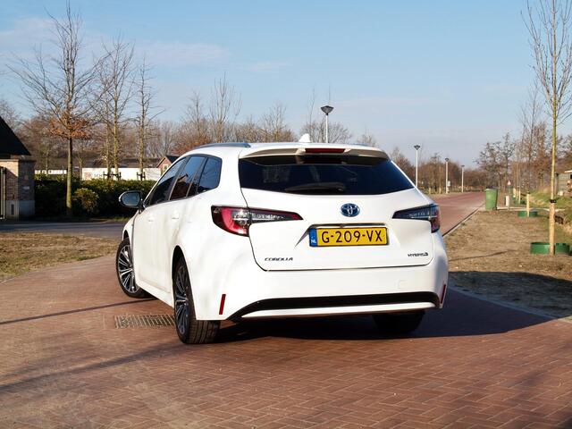 Toyota COROLLA Touring Sports 1.8 Hybrid Business Plus | Camera | Apple Carplay | Stoelverwarming | Cruise Control |