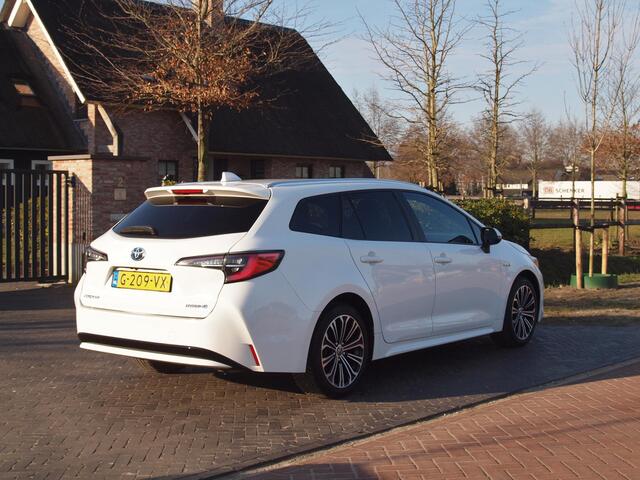 Toyota COROLLA Touring Sports 1.8 Hybrid Business Plus | Camera | Apple Carplay | Stoelverwarming | Cruise Control |