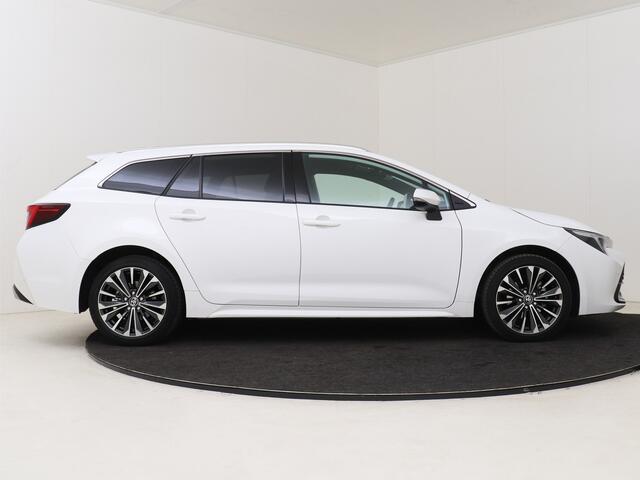 Toyota COROLLA Touring Sports 1.8 Hybrid First Edition Tim Veen
