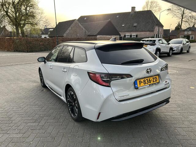 Toyota COROLLA Touring Sports 1.8 Hybrid GR-Sport