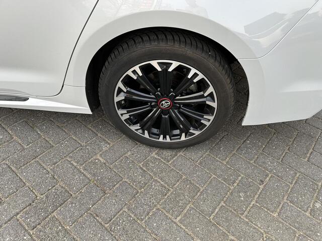 Toyota COROLLA Touring Sports 1.8 Hybrid GR-Sport
