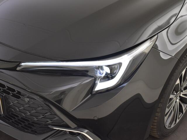 Toyota COROLLA 1.8 Hybrid First Edition | PDC V+A | Stoelverwarming | Electr. A