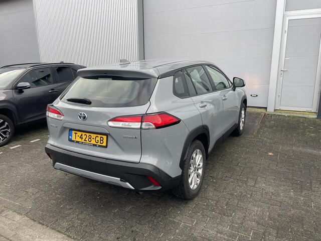 Toyota COROLLA Cross 2.0 High Power Hybrid Active rijklaar prijs, spec aktie