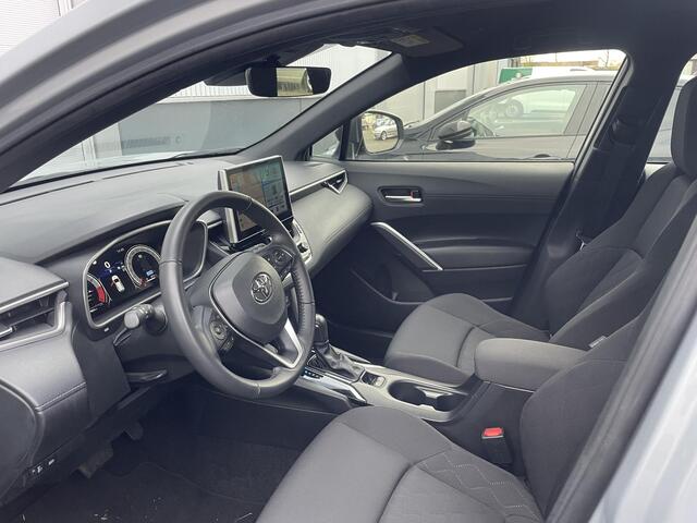 Toyota COROLLA Cross 2.0 High Power Hybrid Active rijklaar prijs, spec aktie