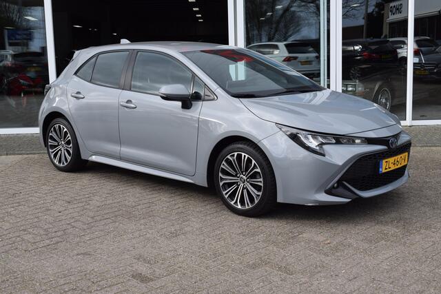 Toyota COROLLA 1.8 Hybrid First Edition//Navi//Camera!!