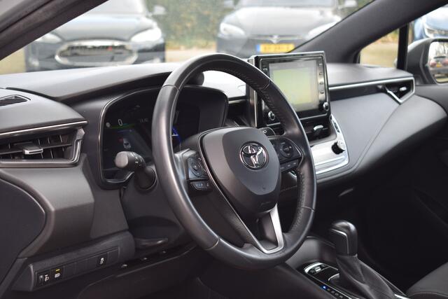 Toyota COROLLA 1.8 Hybrid First Edition//Navi//Camera!!
