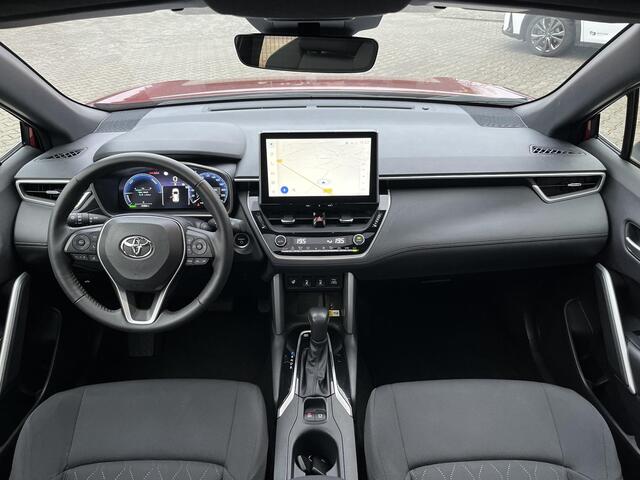 Toyota COROLLA Cross 2.0 Hybrid First Edition AWD *Trekhaak*Pano-dak*