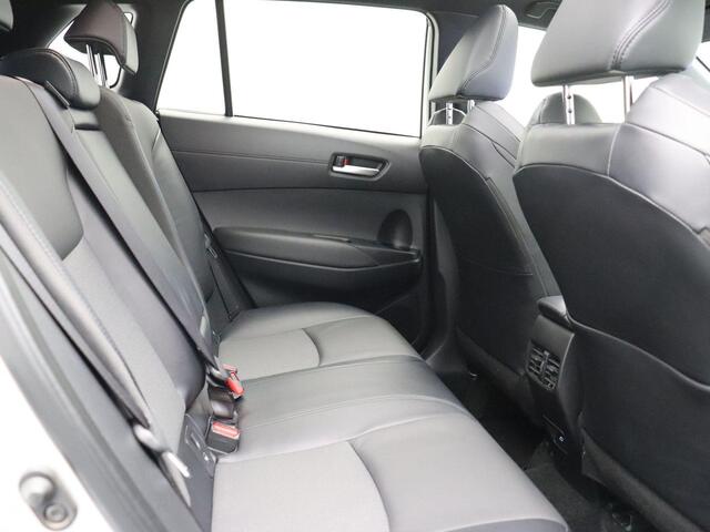 Toyota COROLLA Cross Hybrid 140 Style + Premium Pack II | Stoelverwarming | Apple Carplay & Android Auto | Panoramadak |