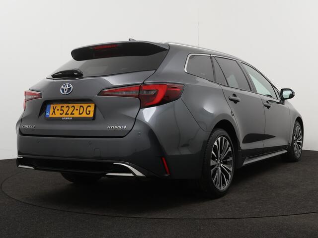 Toyota COROLLA Touring Sports 1.8 Hybrid First Edition | Climate Control | Cruise Control Adaptief | LM velgen | Draadloze telefoonlader | Parkeersensoren |