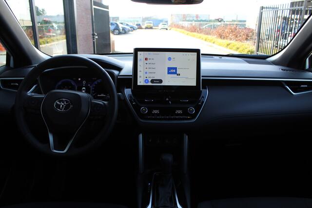 Toyota COROLLA Cross Hybrid 140 Style Plus | Rijklaar | Navi | LED | Stoel-/stuurverw. | El.achterklep | Keyless | Adap.cruise | Parkeersens. v+a