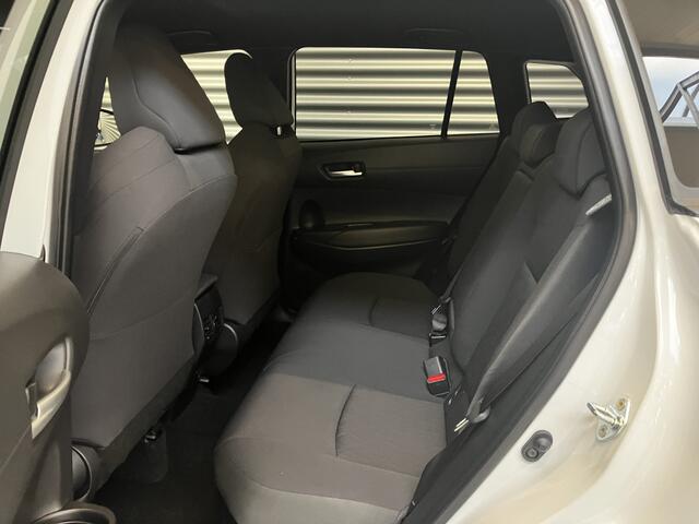 Toyota COROLLA Cross Hybrid 140 STYLE/NAVI/PDC/CAM/EL A KLEP/DODEHOEK SENS/LED/ENZ