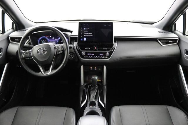 Toyota COROLLA Cross 2.0 High Power Hybrid First Edition | Trekhaak | Navigatie | Parkeersensoren | Keyless | Dode hoek detectie |