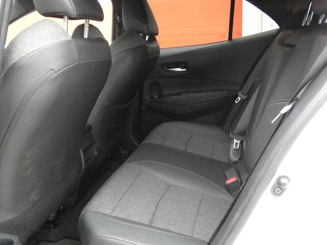 Toyota COROLLA 1.8 Hybrid Dynamic/ lage km/ zeer mooi!