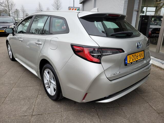Toyota COROLLA Touring Sports 1.8 Hybrid Active Automaat van 1e eigenaar, volledig dealeronderhouden.