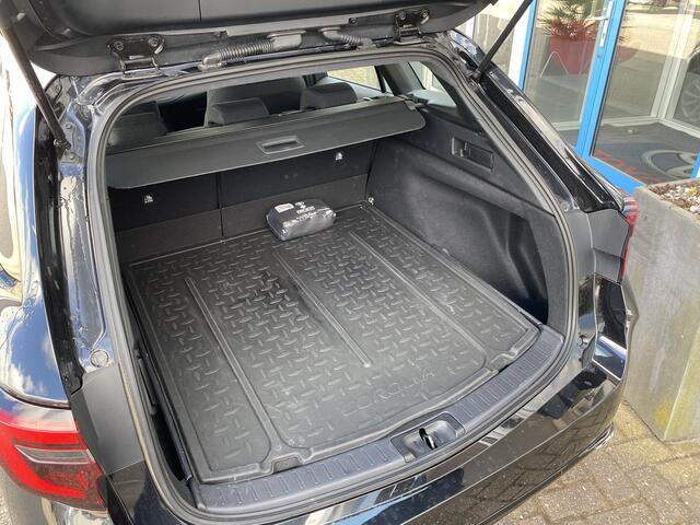 Toyota COROLLA Touring Sports Hybrid 140 Business