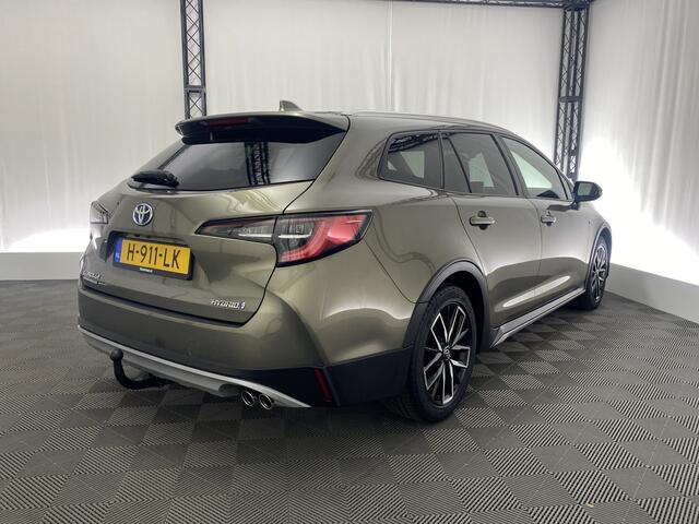 Toyota COROLLA Touring Sports 2.0 Hybrid Trek Automaat 180 pk | Apple Carplay | Trekhaak | Navi | ACC | DAB |
