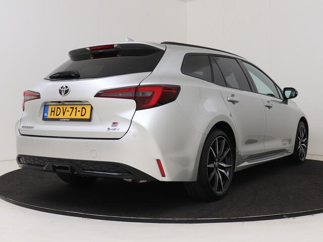 Toyota COROLLA Touring Sports Hybrid 140 GR Sport | DEMO voordeel | Elektrisch glazen panorama-dak | JBL | Blindspot | demo marco