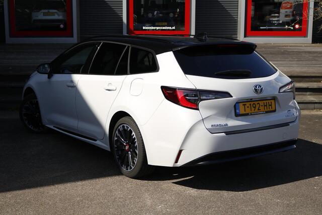 Toyota COROLLA Touring Sports 1.8 Hybrid GR-Sport