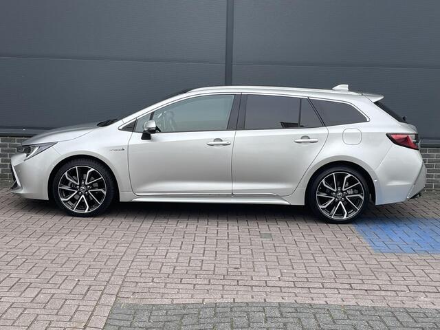 Toyota COROLLA Touring Sports 2.0 Hybrid Premium / Elektrische Glazen Panorama-Dak / Voorstoelen Verwarmd / Achterbank Verwarmd / Lederen Bekleding / Cruise Control /