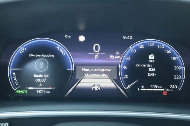 Toyota COROLLA Hybrid 140 Style Stoel/stuurverwarming/BlindSpot