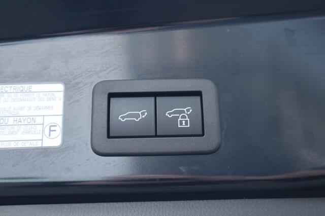 Toyota COROLLA Hybrid 140 Style Stoel/stuurverwarming/BlindSpot