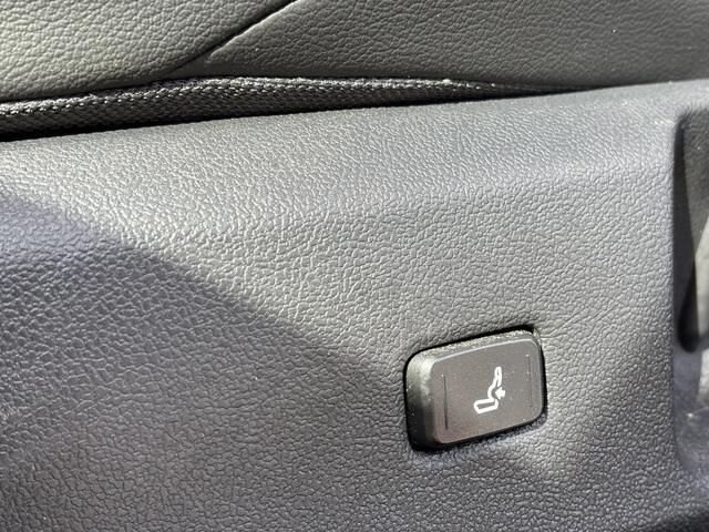 Toyota COROLLA Touring Sports 1.8 Hybrid Business Plus / NL Auto / Cruise Control Adaptief /
