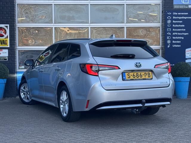Toyota COROLLA Touring Sports 1.8 Hybrid Active Prijs Inclusief Onderhoud & 12 Maand BOVAG Garantie | Trekhaak | Apple Carplay |