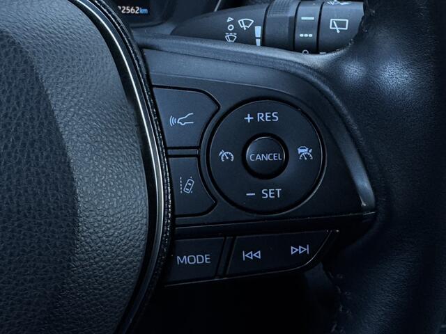 Toyota COROLLA Touring Sports 1.8 Hybrid Active Prijs Inclusief Onderhoud & 12 Maand BOVAG Garantie | Trekhaak | Apple Carplay |