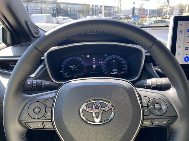 Toyota COROLLA Cross Hybrid 200 Executive Full Options