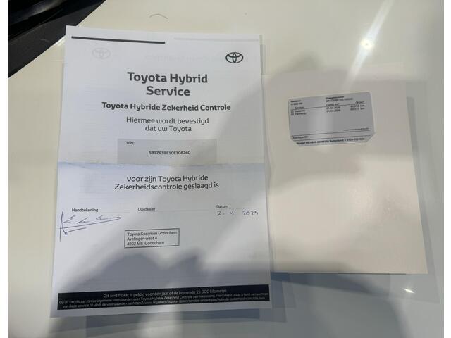 Toyota COROLLA Touring Sports 1.8 Hybrid Comfort Aut. | navi | camera | fabrieksgarantie |