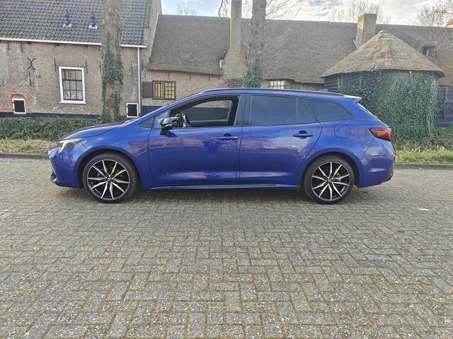 Toyota COROLLA Hybrid 140 GR Sport