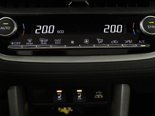 Toyota COROLLA Cross Hybrid 140 Launch Limited
