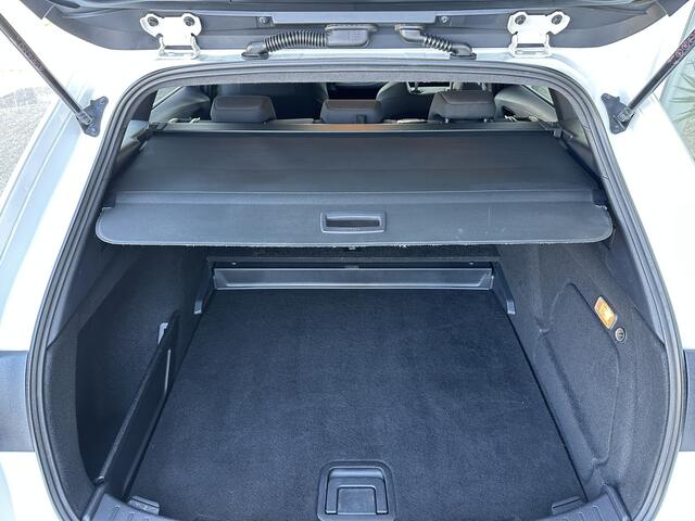 Toyota COROLLA Touring Sports 2.0 Hybrid Business Plus CARPLAY,CAMERA,ADAPTIVECRUISE