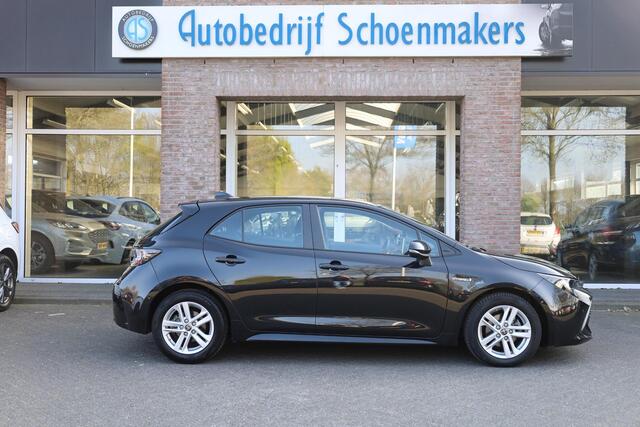 Toyota COROLLA 1.8 Hybrid Active CAMERA CARPLAY DAB NAVI CRUISE CLIMA 2xPDC GSM-LADER