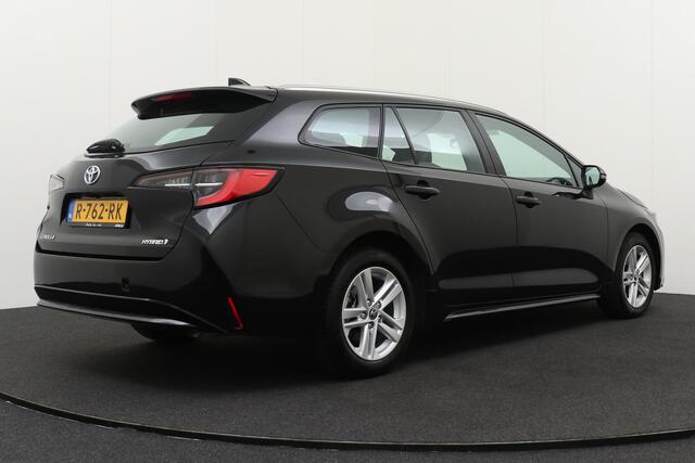 Toyota COROLLA Touring Sports 1.8 Hybrid Active Adapt. Crusie Camera DAB LED
