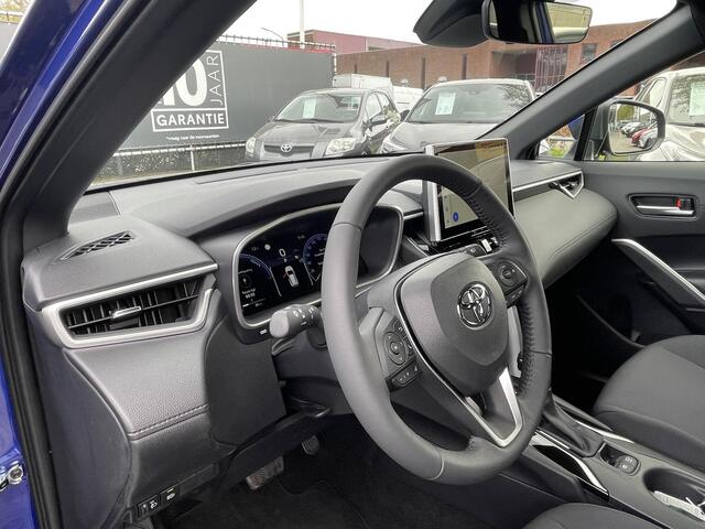 Toyota COROLLA Cross Hybrid 140 Style