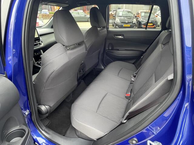 Toyota COROLLA Cross Hybrid 140 Style