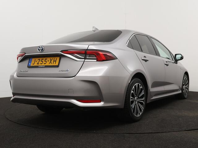 Toyota COROLLA Sedan 1.8 Hybrid Dynamic Automaat