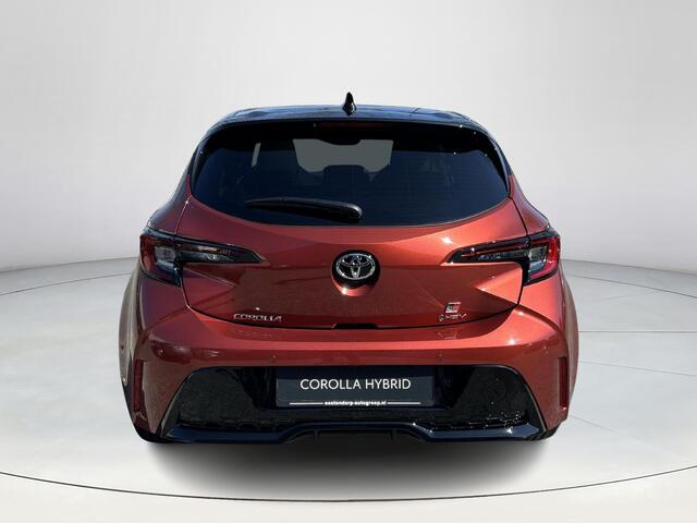 Toyota COROLLA Hybrid 140 GR Sport **PLUS PACK/ METAL OXIDE/ NIEUWE AUTO/ DIRECT LEVERBAAR**