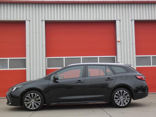 Toyota COROLLA Touring Sports 1.8 Hybrid First Edition/ lage km/ zeer mooi!