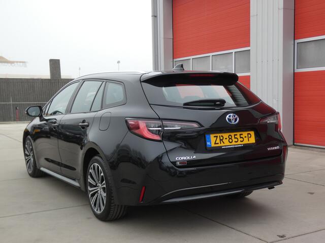 Toyota COROLLA Touring Sports 1.8 Hybrid First Edition/ lage km/ zeer mooi!